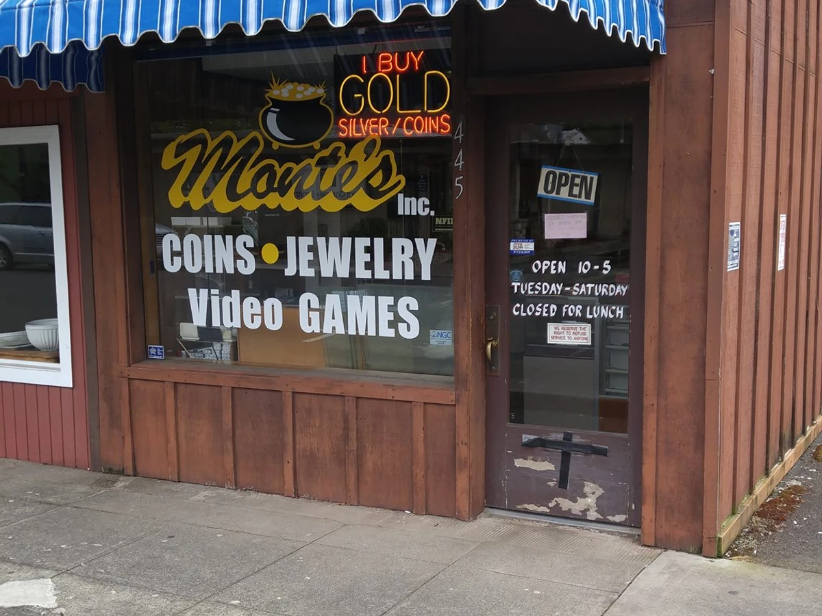 The Monte's Coins & More storefront at 445 North 3rd Avenue in Stayton, Oregon