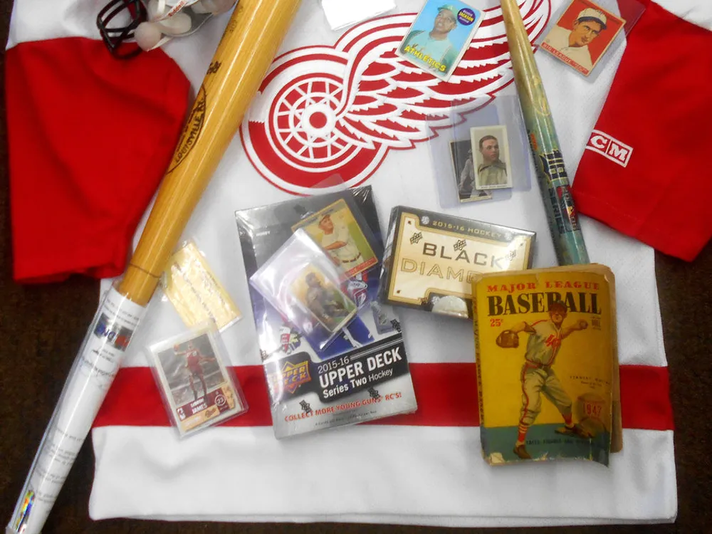 Three Coins Cards Collectibles Exchange — Trenton, Michigan